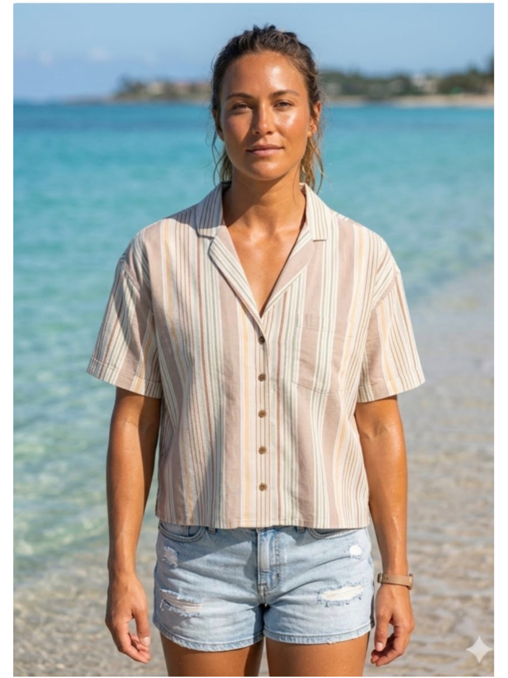 Women's prAna Iguala Cropped Button Down Camp Shirt size Medium Pink Beige Boxy